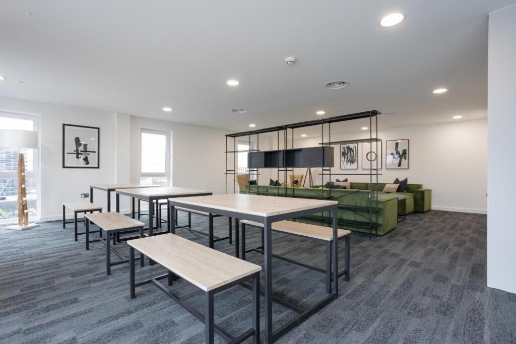 Luxury Mcr 2Bed,2Bath Apartment- Central Location! Манчестер Экстерьер фото